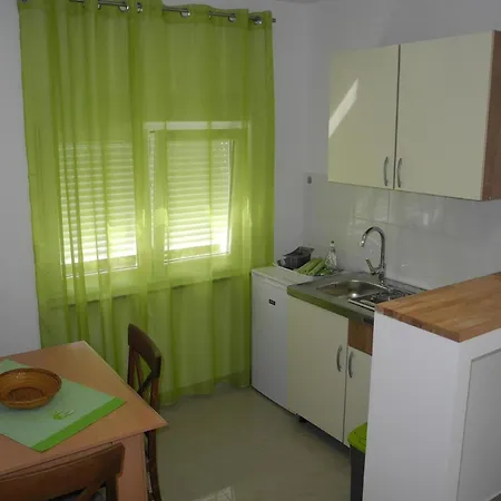 Ferienwohnung Fur 3 Personen Ca 35 Qm In Crikvenica, Kvarner Bucht Und Umgebung - B54867 Crikvenica